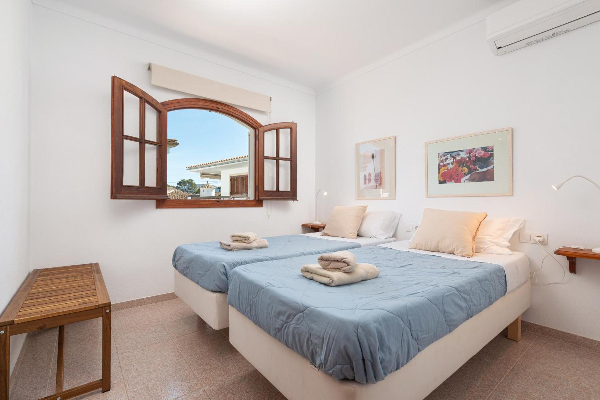 Villa Ses Ones With Sea Views à Alcúdia Extérieur photo